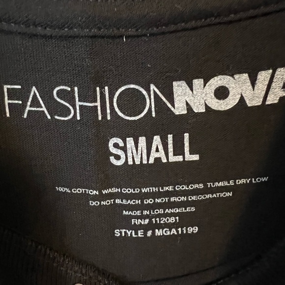 Fashion Nova black T-shirt "Not Interested" - Picture 3 of 3